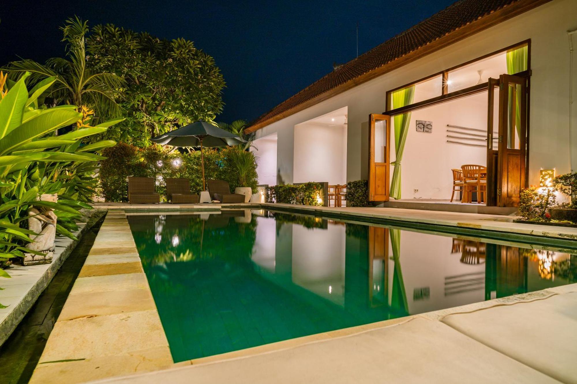 Villa Seruni Lovina Экстерьер фото